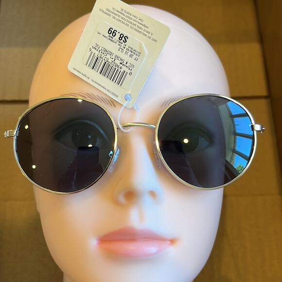 Round Sunglasses Gold 100% UVA UVB Protection - Picture 4 of 11